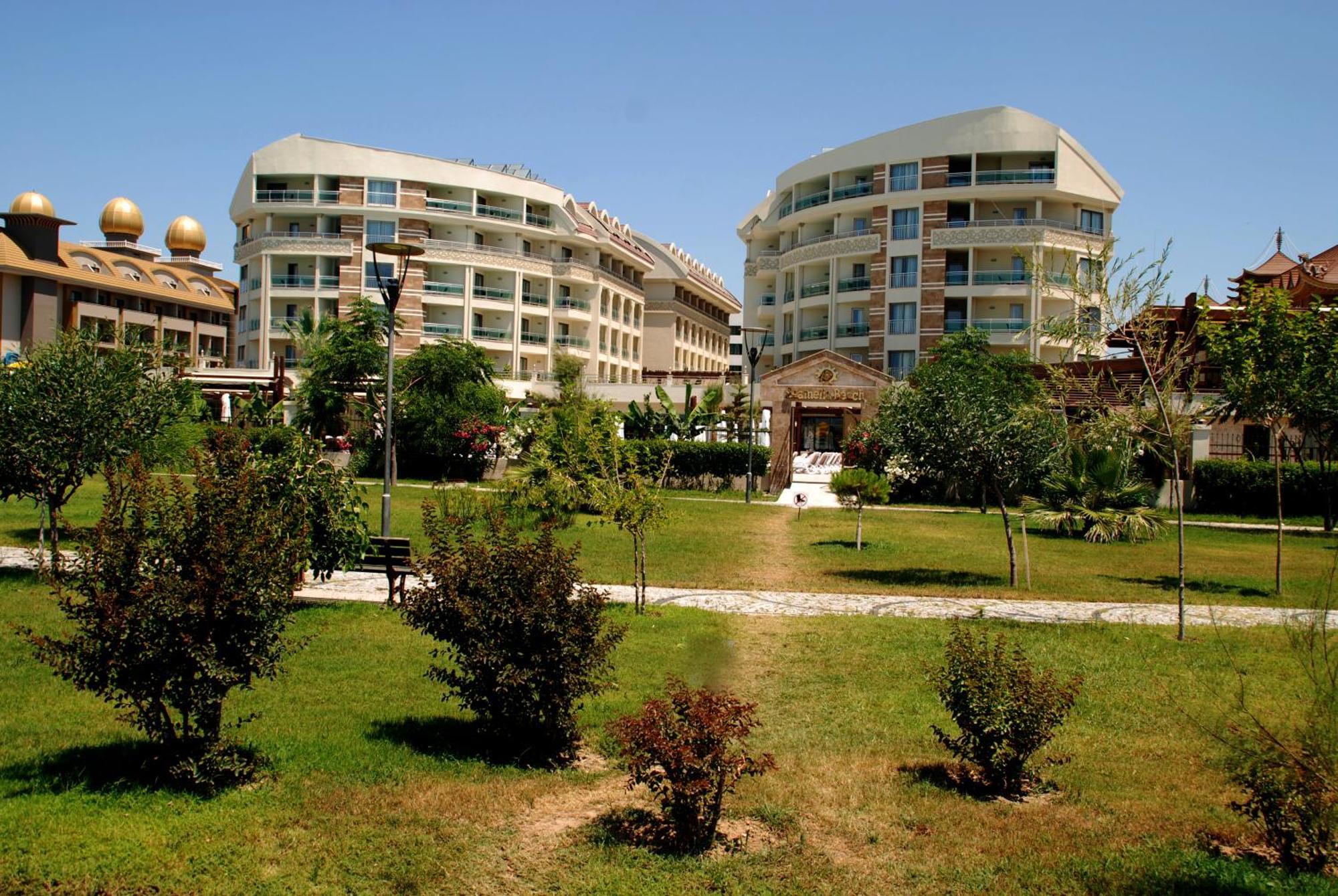 Seamelia Beach Resort Hotel & Spa Side Exterior photo