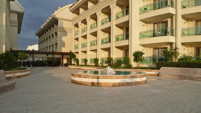 Seamelia Beach Resort Hotel & Spa Side Exterior photo